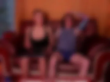 alyceandaxellredhot photo 4