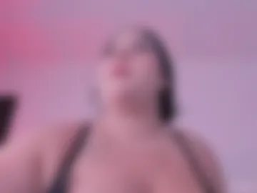 amberinihoffman photo 7