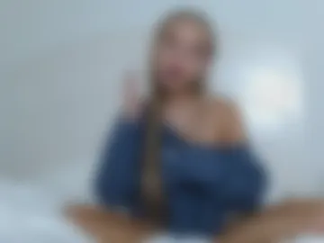 amelialombardi photo 3