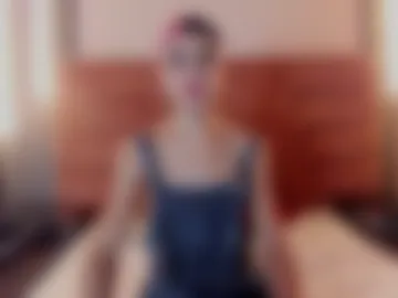 amellia_brown webcam preview