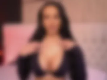 amiraaluxe photo 8