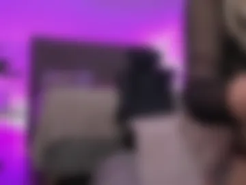 amoraluxee webcam preview