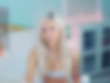 amoramias live webcam preview