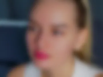 amylowe687328 webcam preview