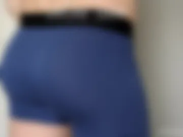 an_expose photo 3