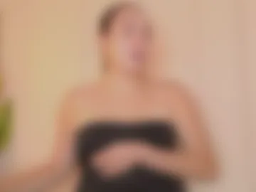 ana_riddle photo 3