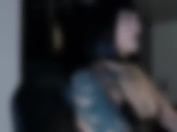 angelabl0odborne photo 5