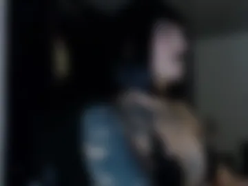 angelabl0odborne photo 4