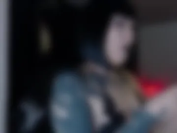 angelabl0odborne photo 3