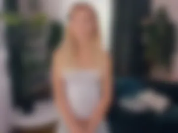 angelinahass photo 2