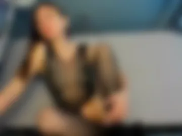 angelinamoore281 photo 8