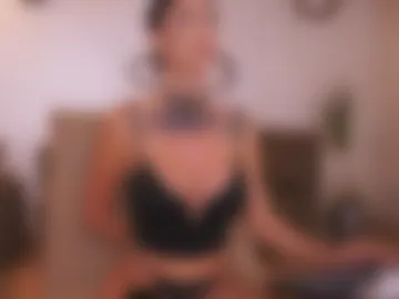 angelinarise webcam preview
