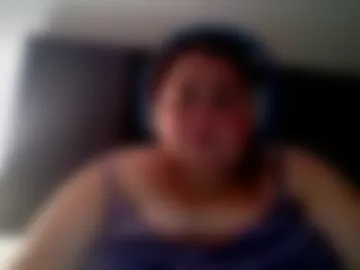 annaoftherealms webcam preview