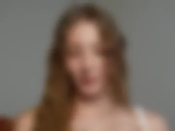 annie_f0x webcam preview