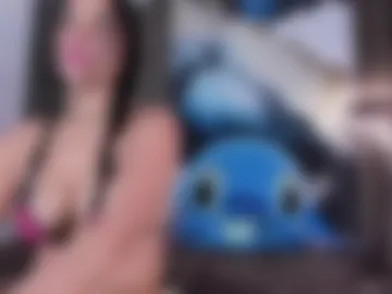 anthoneladoll webcam preview