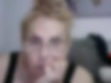 anybigtitts webcam preview