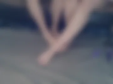 anythingtoes live webcam preview