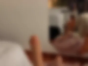 aprildeams webcam preview