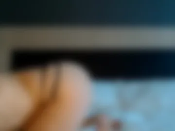 aprilmayxx webcam preview