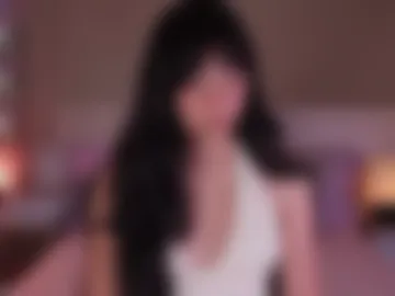 aprilqueenie photo 5