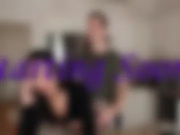 ari_lovexo webcam preview