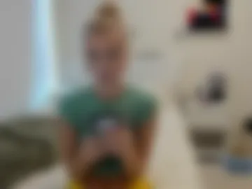 ariah_is_blonde photo 5