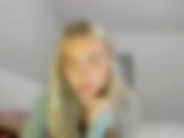 ariah_is_blonde webcam preview