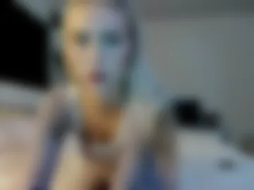 ariah_is_blonde webcam preview