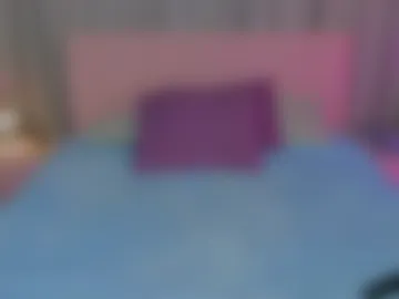 ariana_petite photo 7