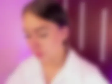 ariianabaker photo 6