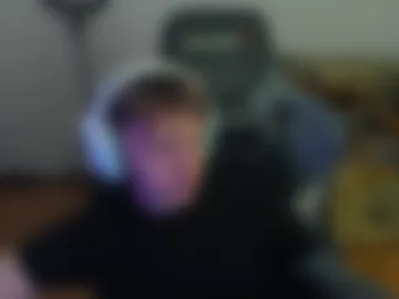 aron_neall webcam preview