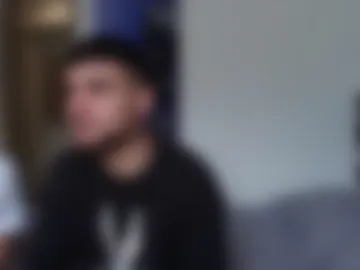 aron_santoro1 photo 2