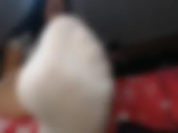 ash_nicefeet photo 2