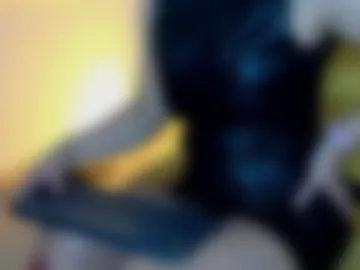 ashley_leon_ photo 7