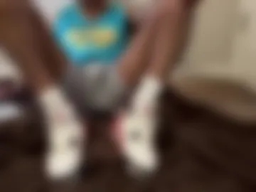 asneakers live webcam preview