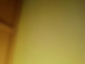 aura_moons live webcam preview