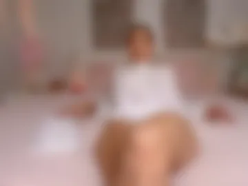 avaaaddamss photo 3
