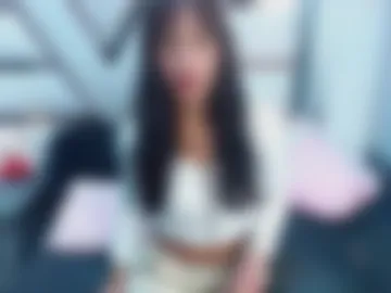 avi_thomsonn_ photo 3