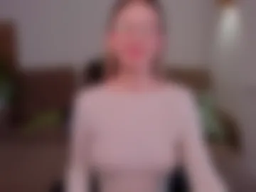 aviaveavii photo 2