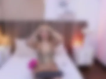 avril_evansgb photo 6