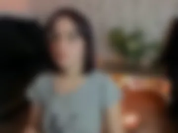 azahara_18 webcam preview
