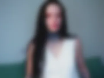 azaleeworlow photo 2