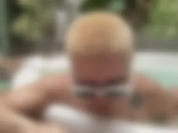 baddiebaddiestrokeoclock photo 2