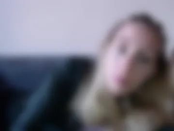 barelylegalblondy photo 4