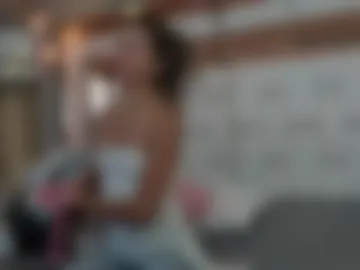 beautifulskinny18 webcam preview