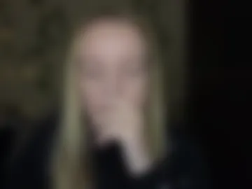 bella_hadatt photo 5