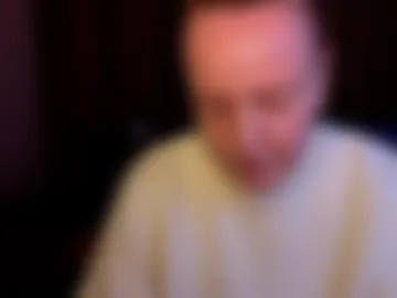 bella_hadatt photo 9