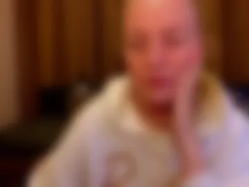 bella_hadatt photo 7