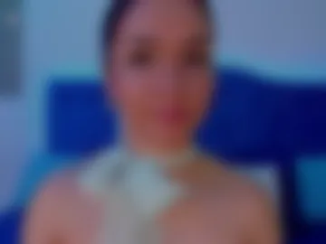 belle_petite_ photo 2