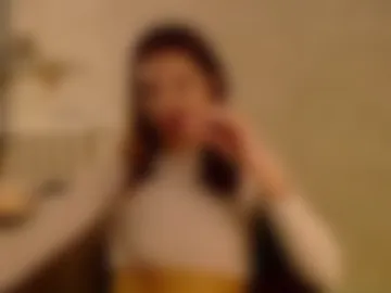 bellla_haddid webcam preview